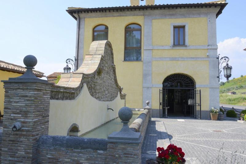 Relais Il Postiglione - Antica Posta Dei Chigi Hotel Campagnano Di Roma Eksteriør billede