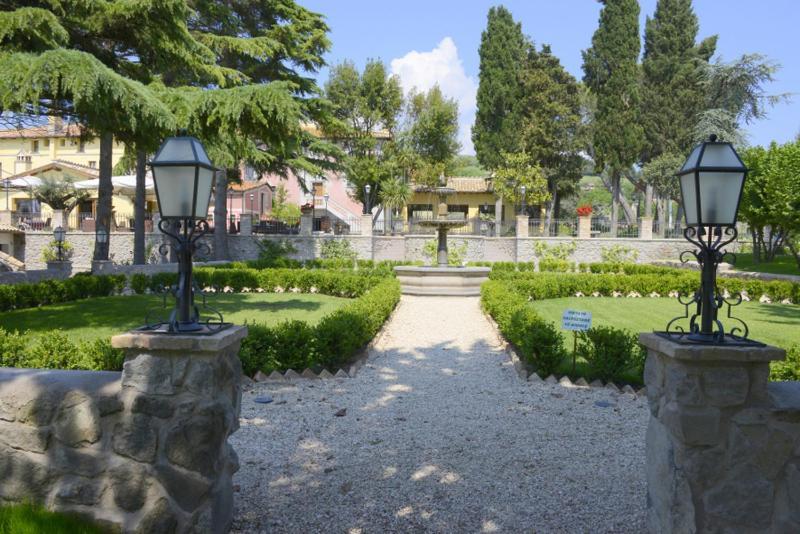 Relais Il Postiglione - Antica Posta Dei Chigi Hotel Campagnano Di Roma Eksteriør billede